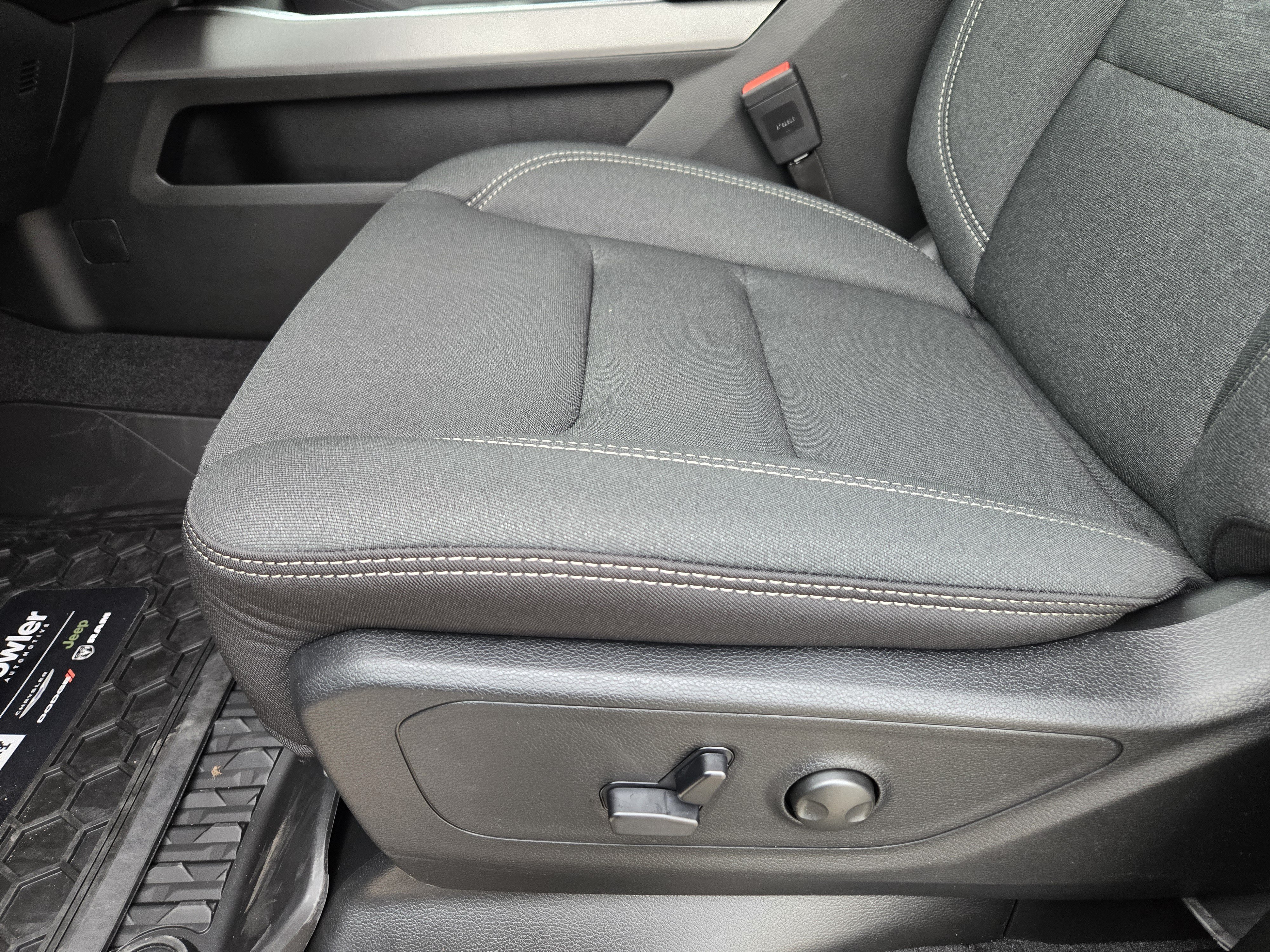 New 2026 RAM 1500 Big Horn AWD/4WD image 19