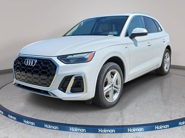 Used 2024 Audi Q5 e Premium w/ Convenience Package