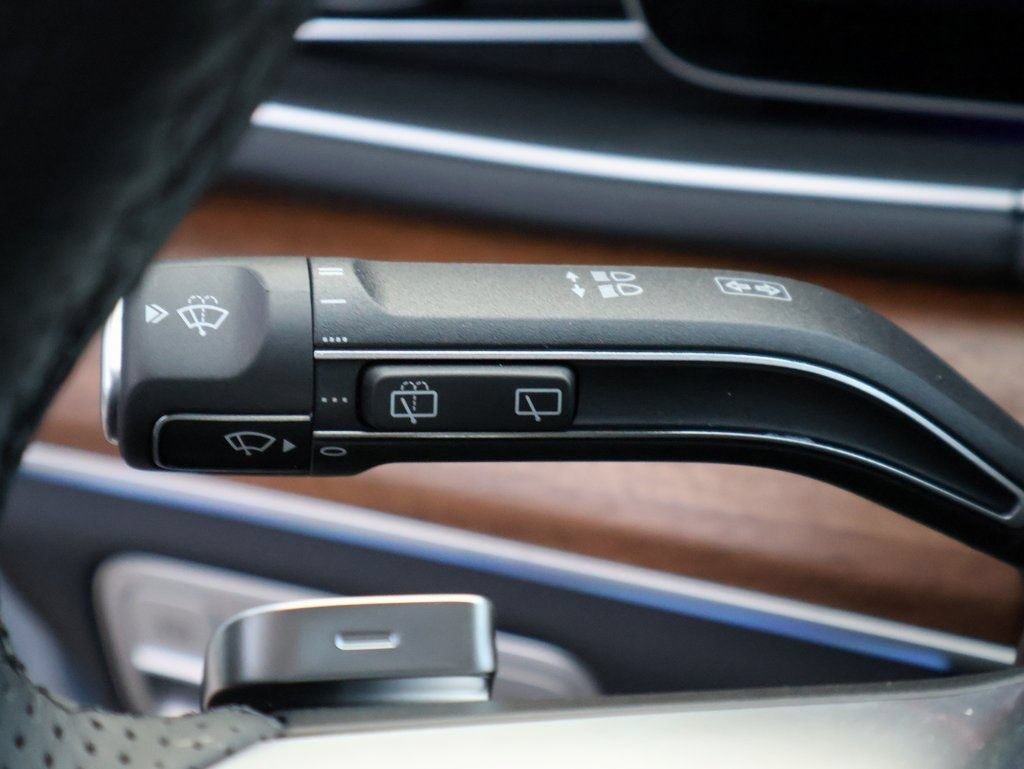New 2025 Mercedes-Benz GLS 450 4MATIC image 36