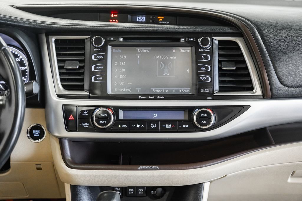 Used 2019 Toyota Highlander XLE image 20
