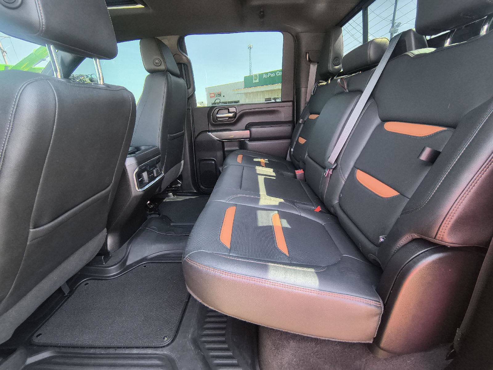 Used 2022 GMC Sierra 3500 AT4 w/ AT4 Premium Plus Package AWD/4WD image 22