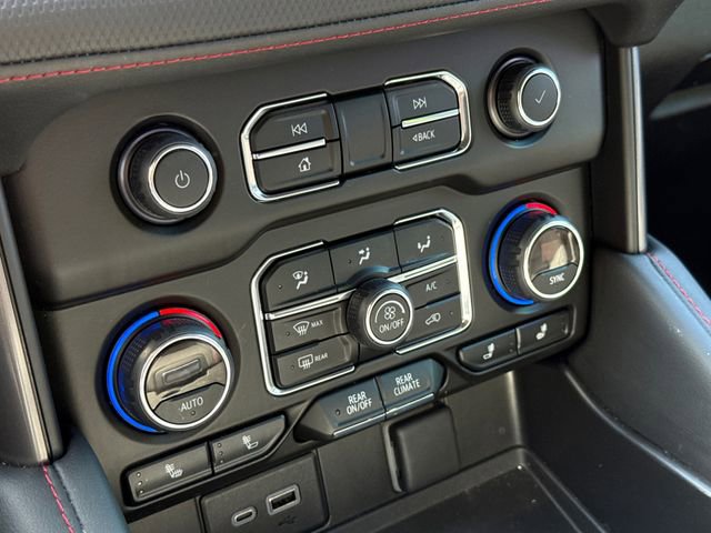 Used 2023 Chevrolet Suburban RST w/ Sport Performance Package image 27