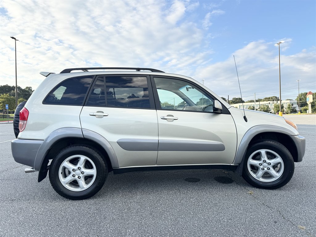 Used 2001 Toyota RAV4 4WD image 22