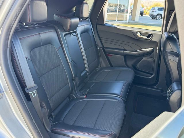 Used 2023 Ford Escape ST-Line AWD/4WD image 32