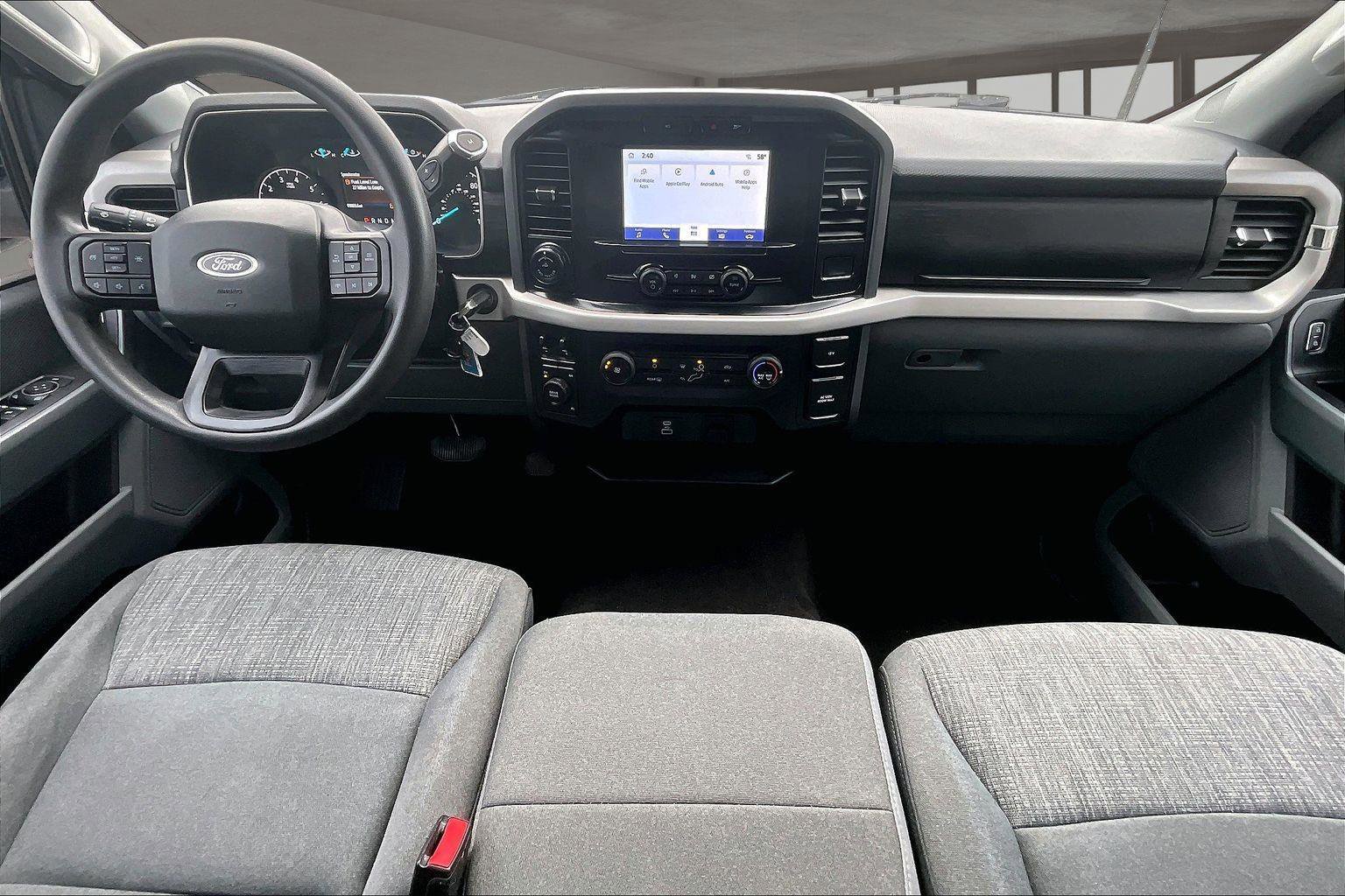 Used 2022 Ford F150 XLT w/ Trailer Tow Package image 17