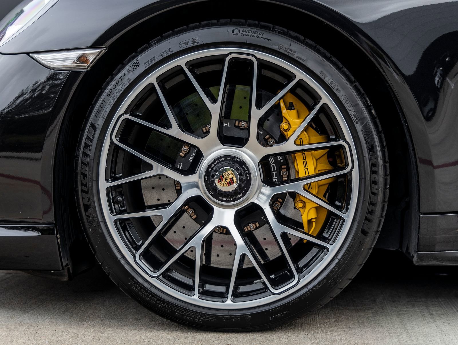 Certified 2014 Porsche 911 Turbo S image 16