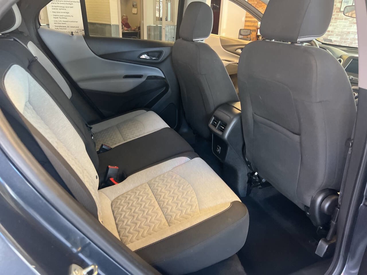 Used 2022 Chevrolet Equinox LS image 50