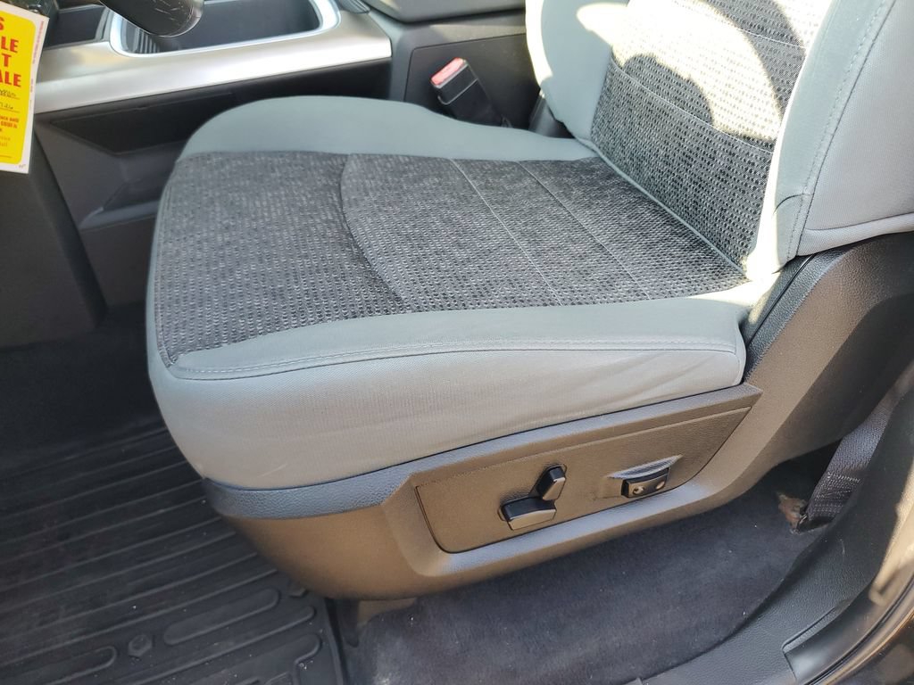 Used 2017 RAM 1500 Outdoorsman AWD/4WD image 14