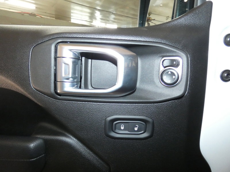 Used 2024 Jeep Wrangler Unlimited Sport image 19