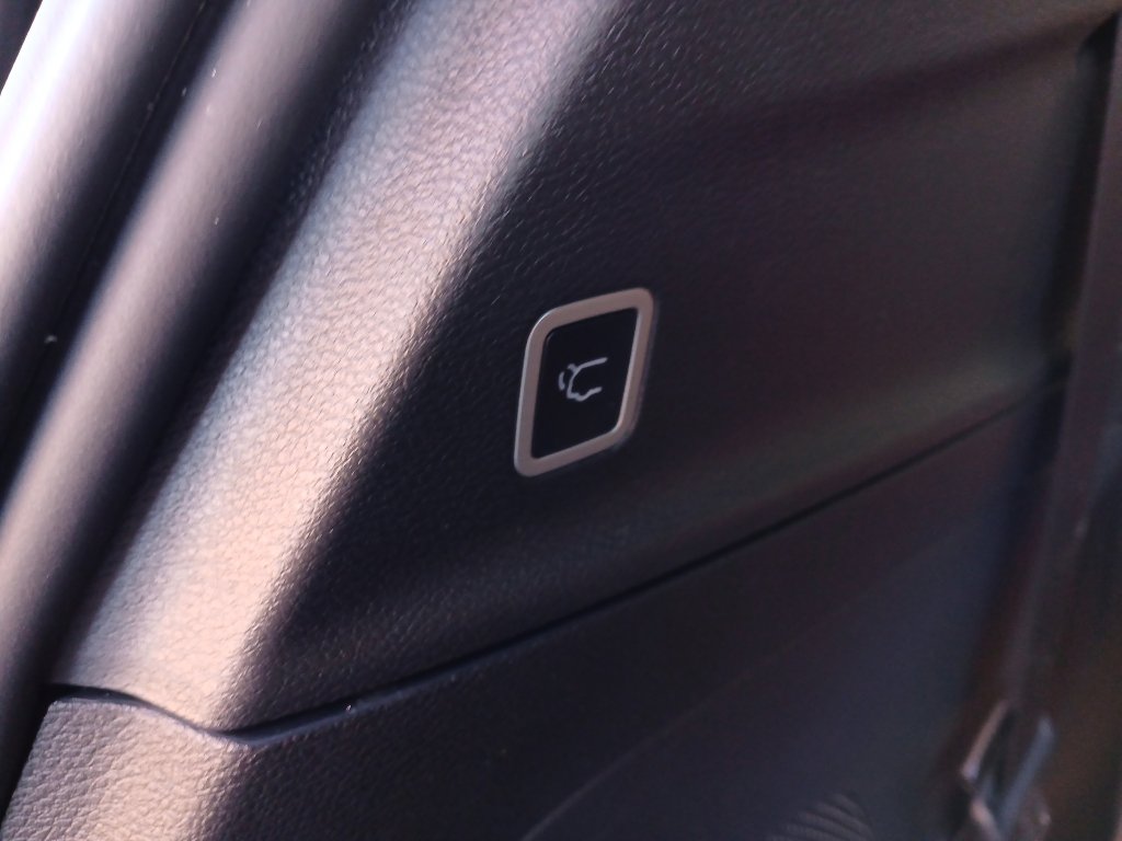 Certified 2024 Chrysler Pacifica Pinnacle image 28