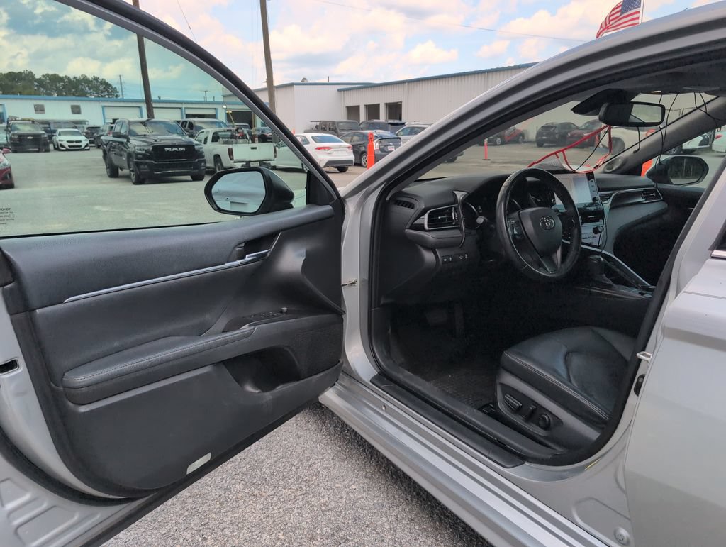 Used 2021 Toyota Camry XSE w/ Navigation Package FWD image 10