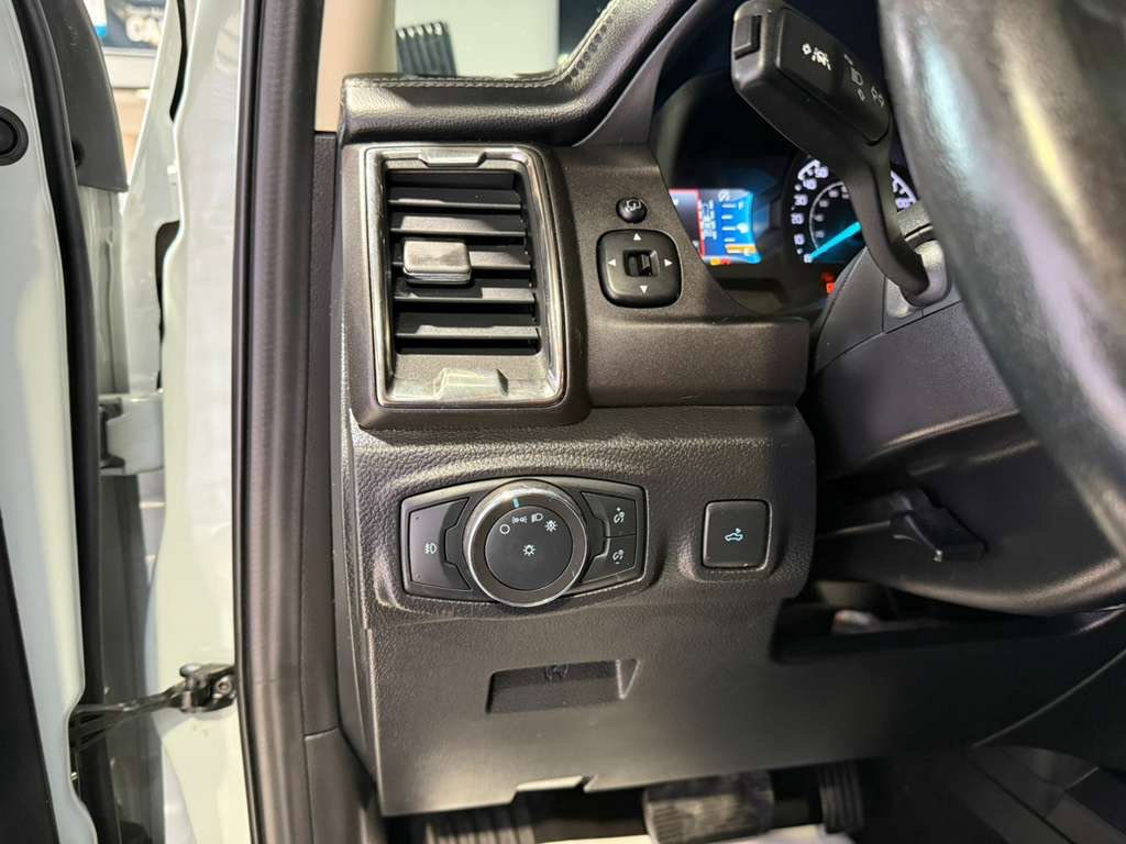Used 2022 Ford Ranger Lariat w/ Tremor Off-Road Package AWD/4WD image 24