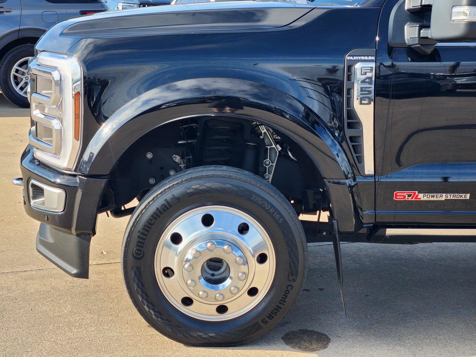 Certified 2024 Ford F450 Platinum w/ FX4 Off-Road Package AWD/4WD image 7