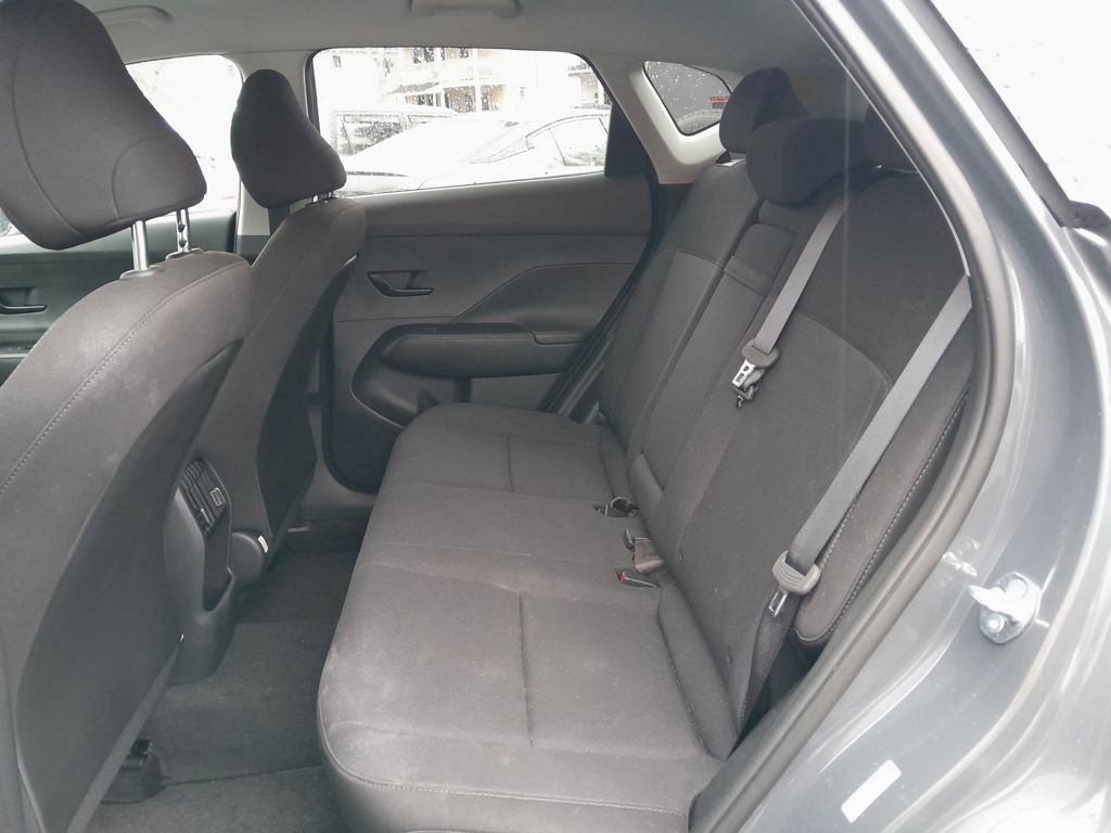 Used 2025 Hyundai Kona SEL image 30