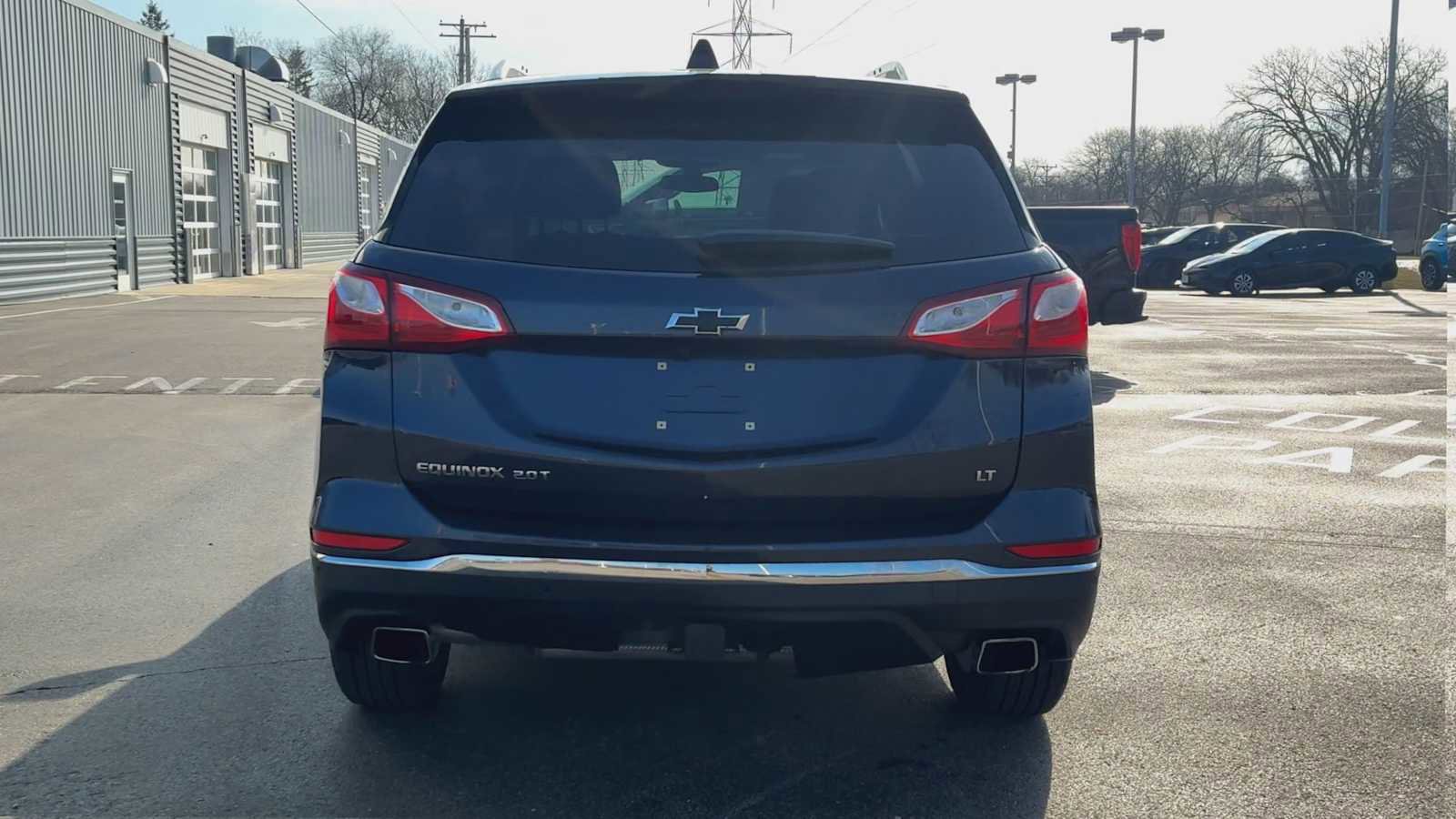 Used 2018 Chevrolet Equinox LT image 3