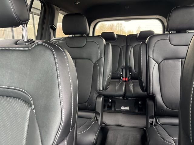 New 2026 Jeep Grand Cherokee L Limited AWD/4WD image 16