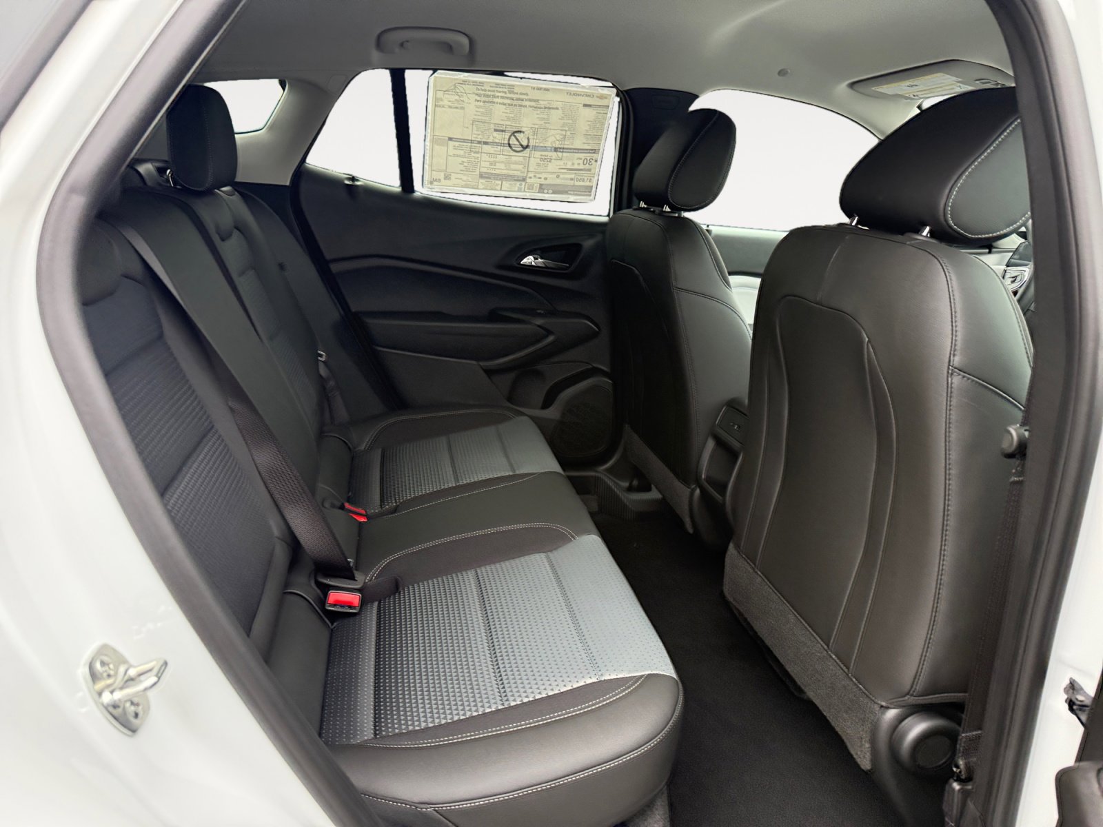 New 2026 Chevrolet Trax LT w/ Driver Confidence Package image 18