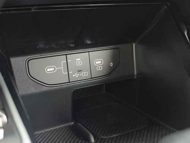 Certified 2026 Kia Sorento SX Prestige AWD/4WD image 29