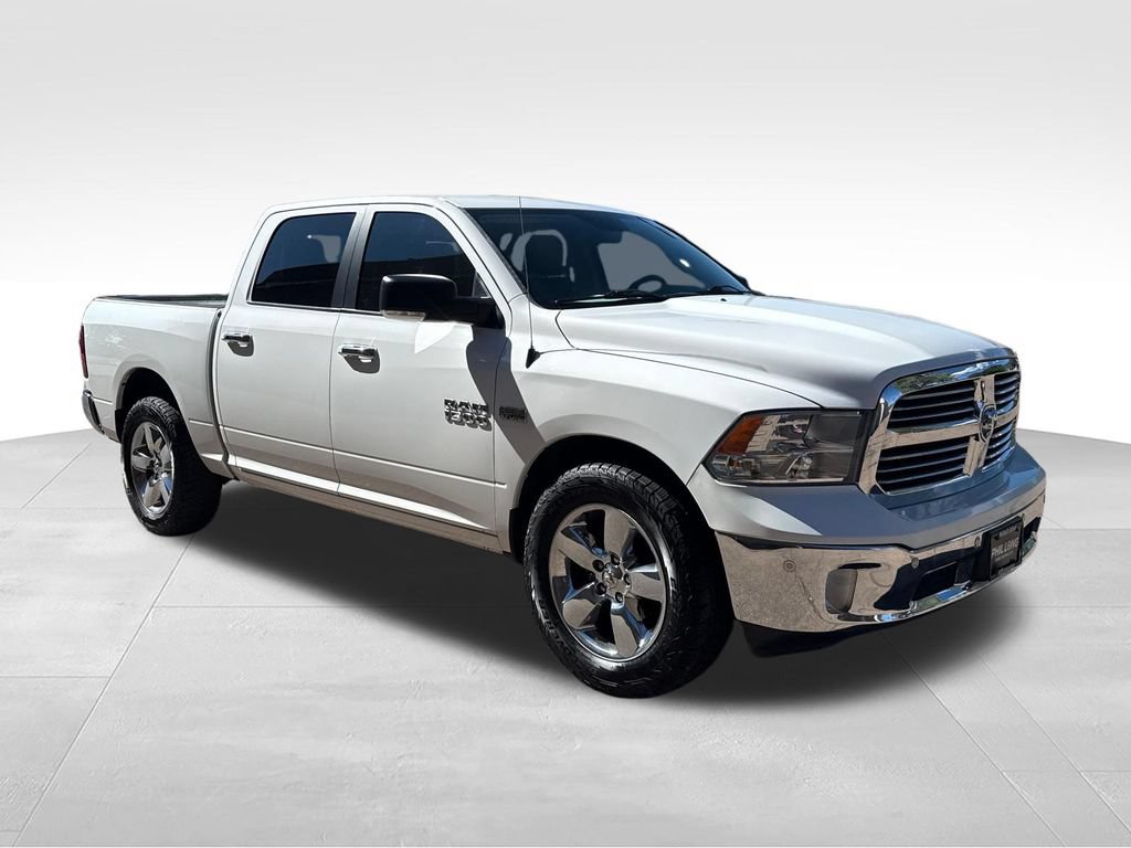 Used 2017 RAM 1500 Lone Star RWD image 1