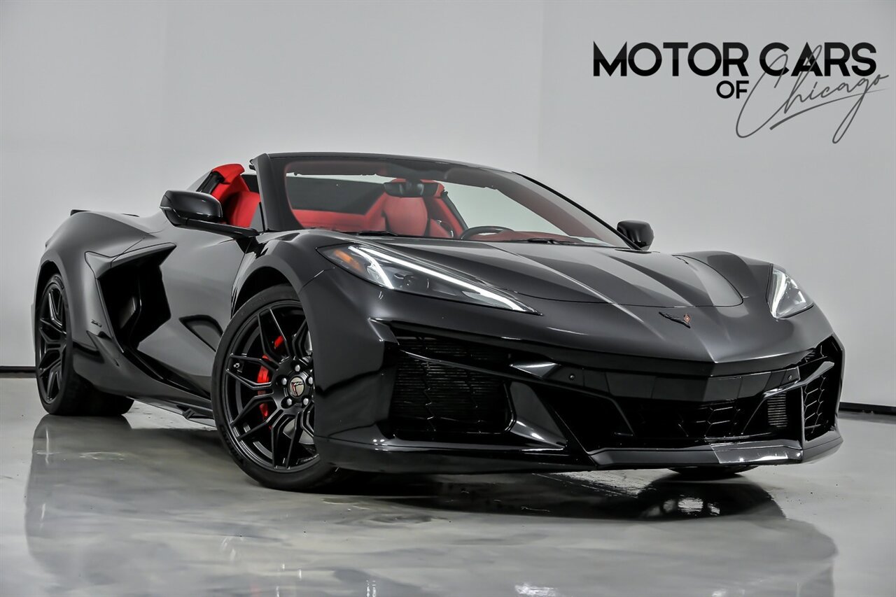 Used 2023 Chevrolet Corvette Z06 RWD image 1