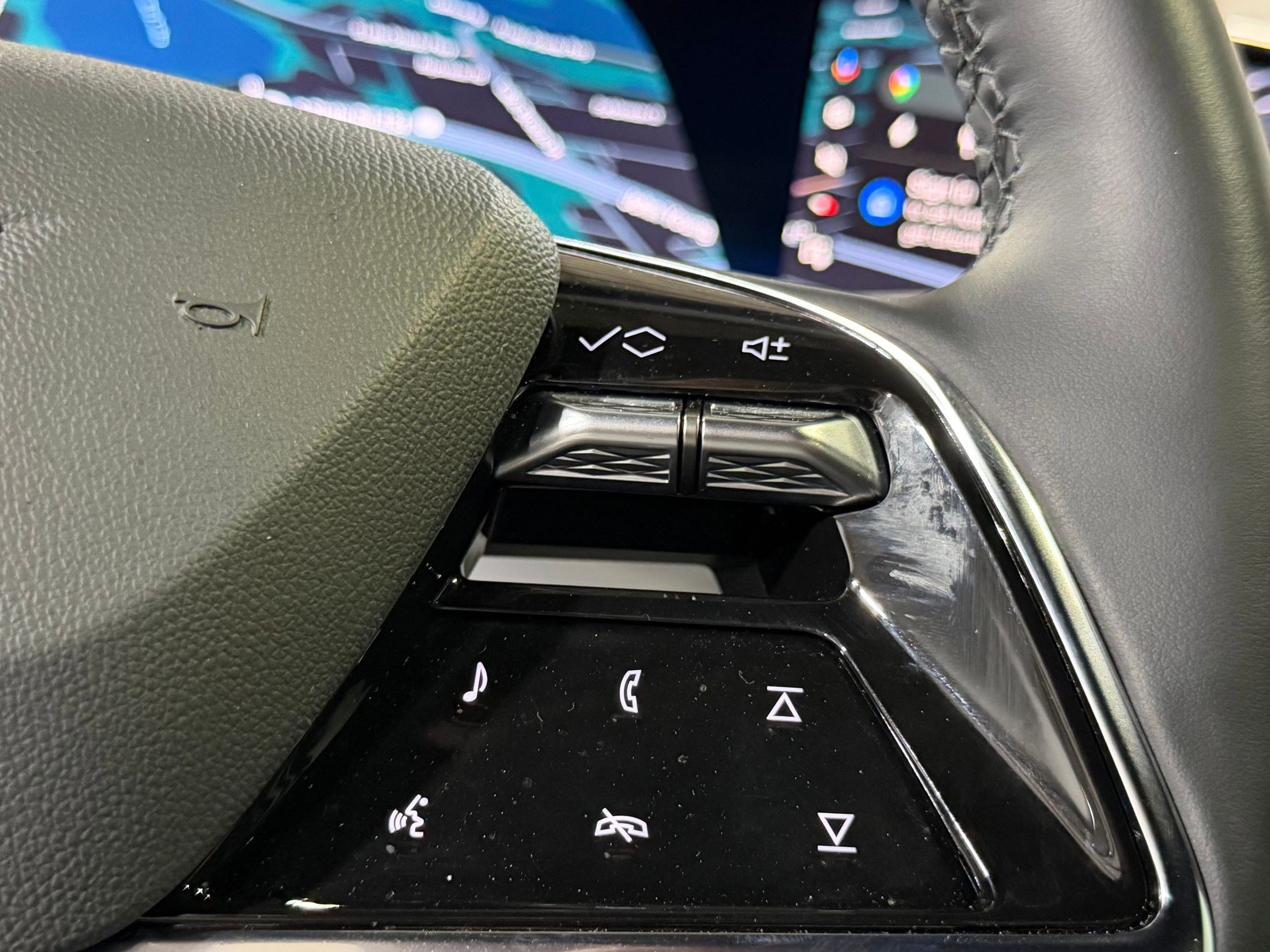 New 2026 Cadillac Vistiq Sport image 30