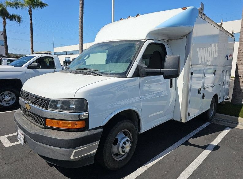 Used 2020 Chevrolet Express 3500 w/ Power Convenience Package RWD image 5