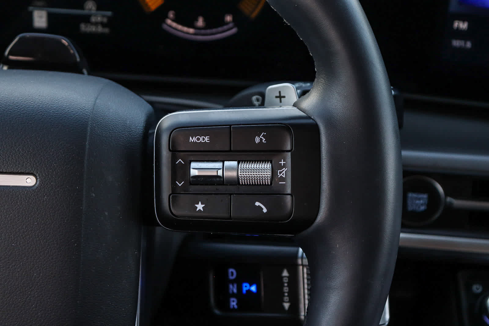 Used 2025 Hyundai Santa Fe SEL image 18