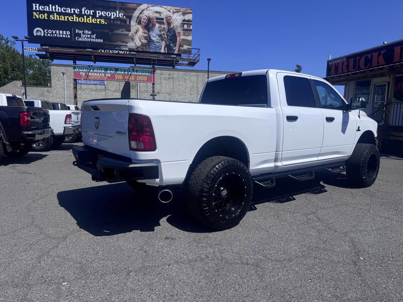 Used 2014 RAM 2500 Tradesman w/ Chrome Appearance Group AWD/4WD image 5