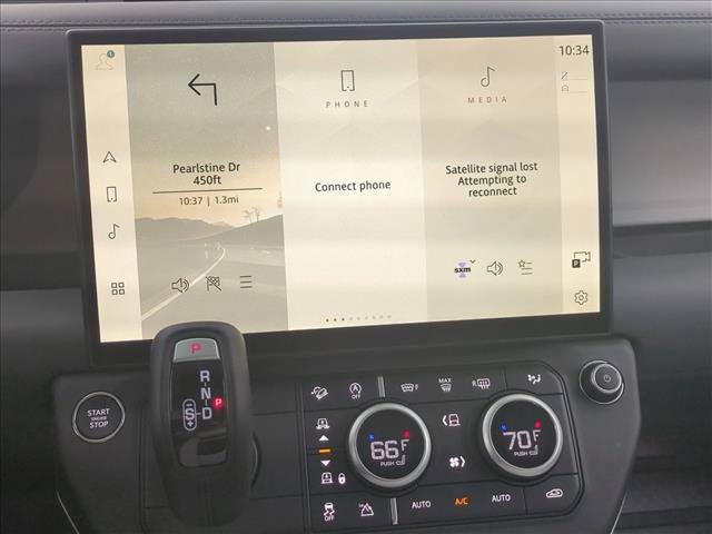 New 2026 Land Rover Defender 130 X-Dynamic SE AWD/4WD image 13