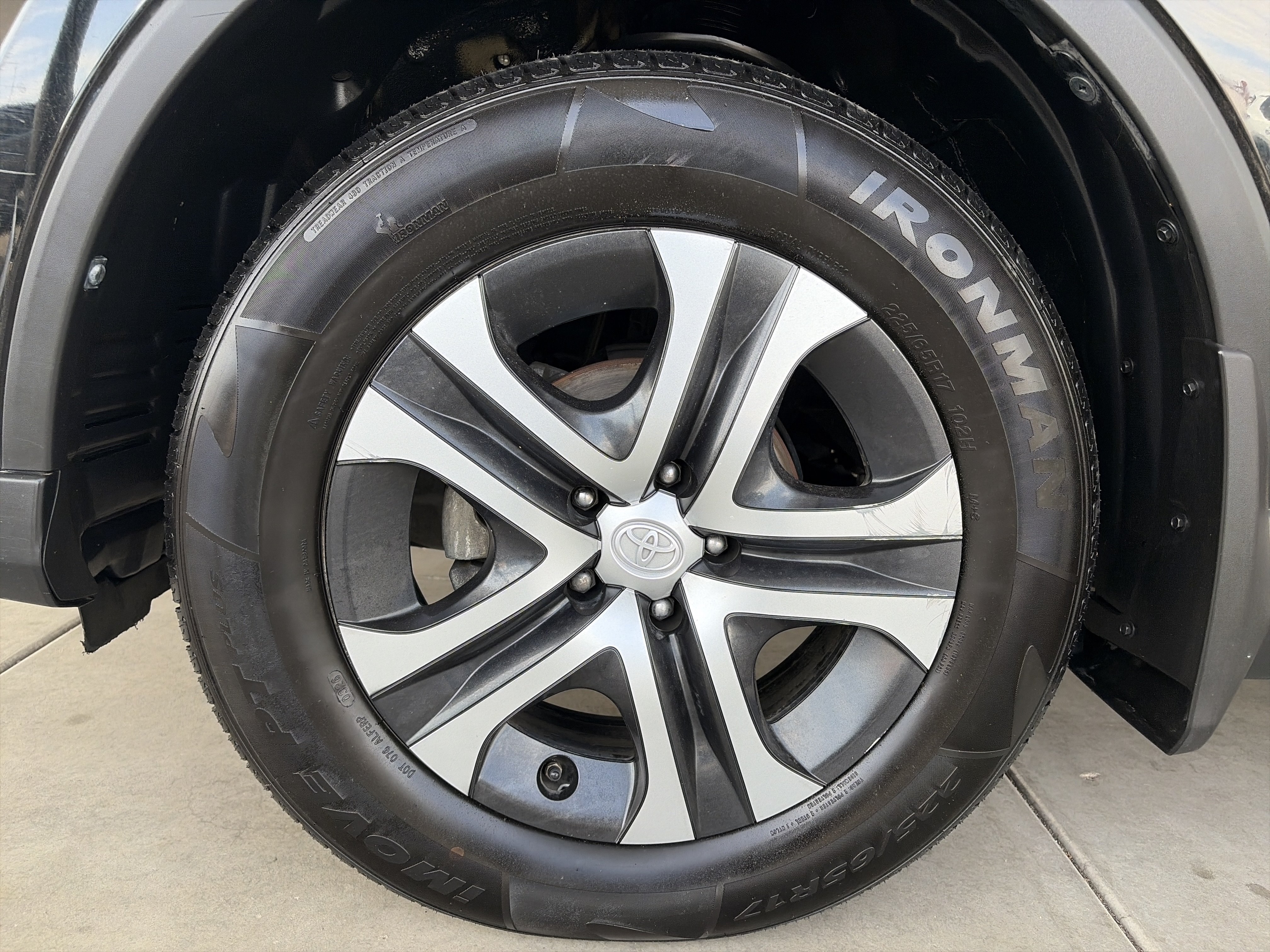 Used 2017 Toyota RAV4 LE w/ All Weather Liner Package AWD/4WD image 8
