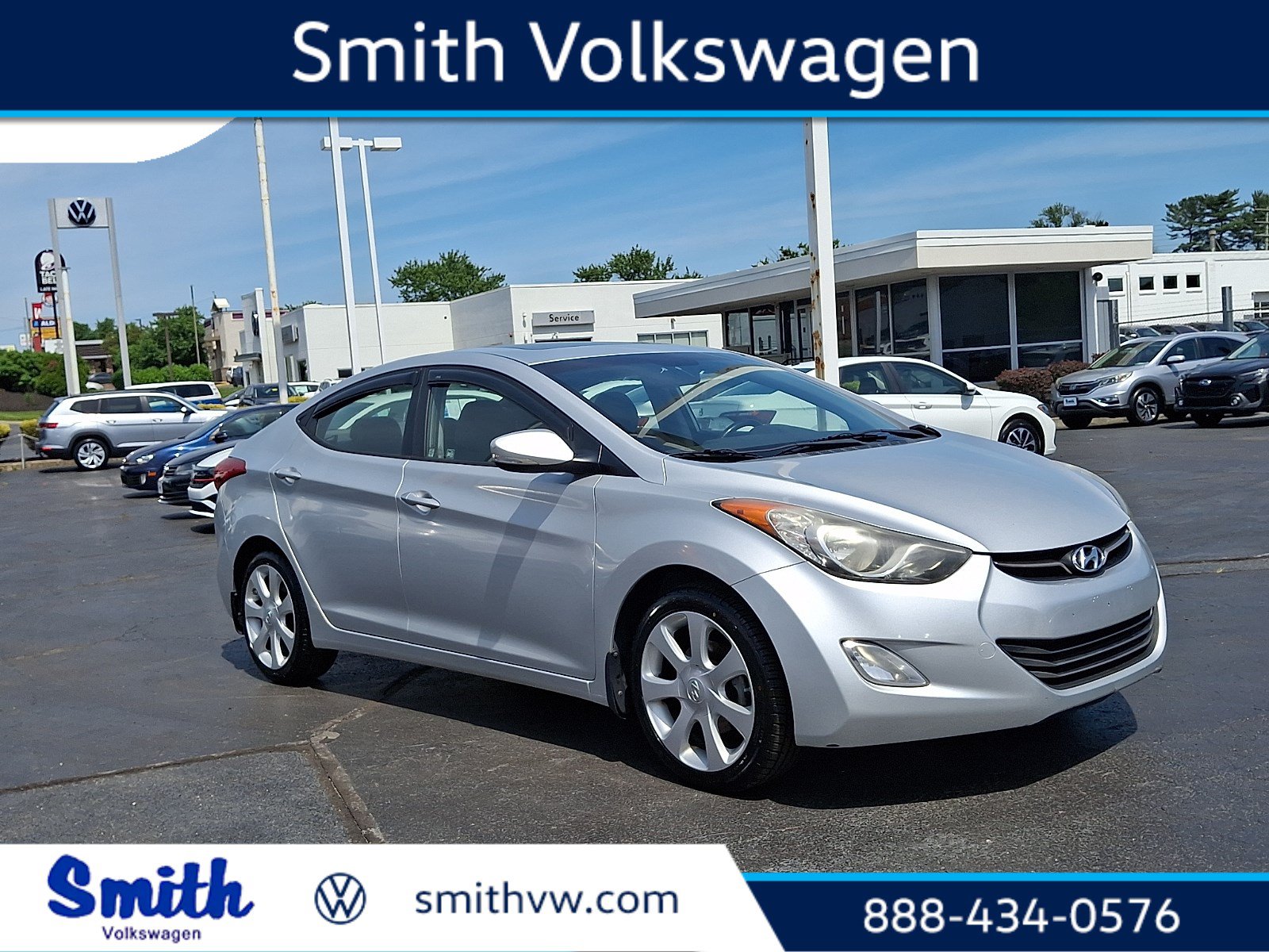 Used 2013 Hyundai Elantra Limited FWD image 1