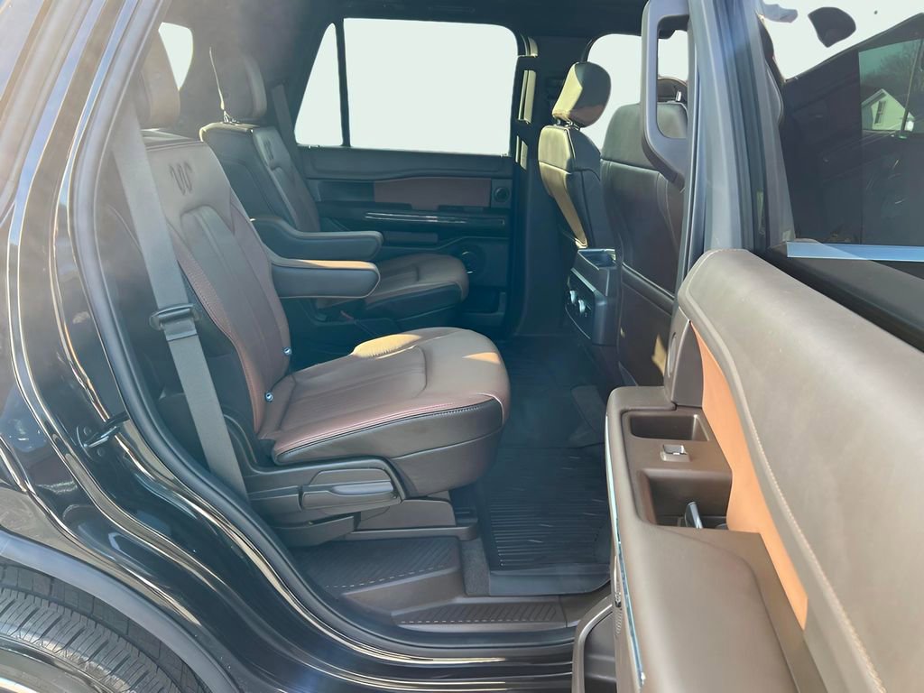 Used 2024 Ford Expedition King Ranch image 22