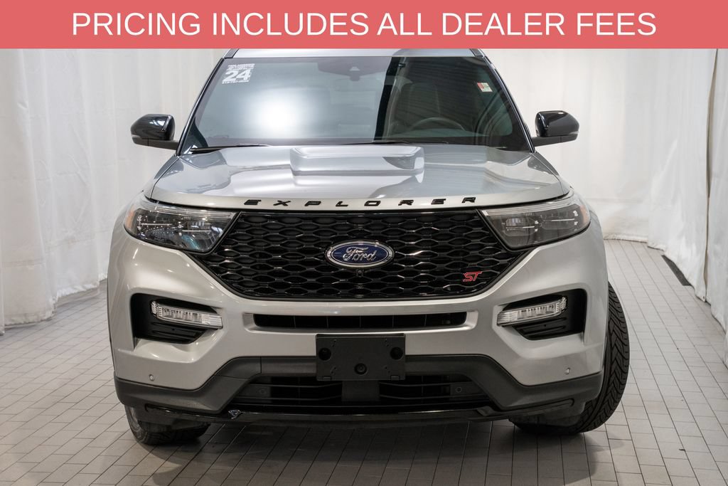Used 2024 Ford Explorer ST w/ Equipment Group 401A AWD/4WD image 2