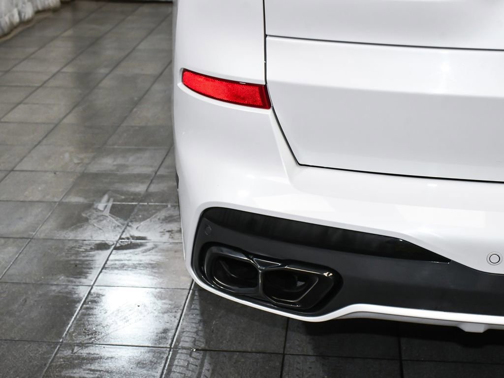 Used 2026 BMW X7 M60i image 91