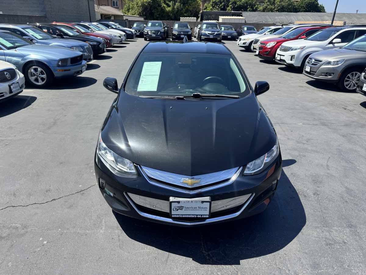 Used 2017 Chevrolet Volt Premier w/ Driver Confidence II Package FWD image 11