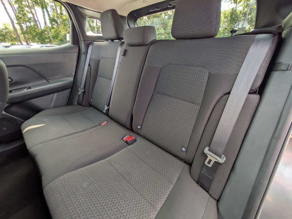 Used 2025 Nissan Kicks S FWD image 15