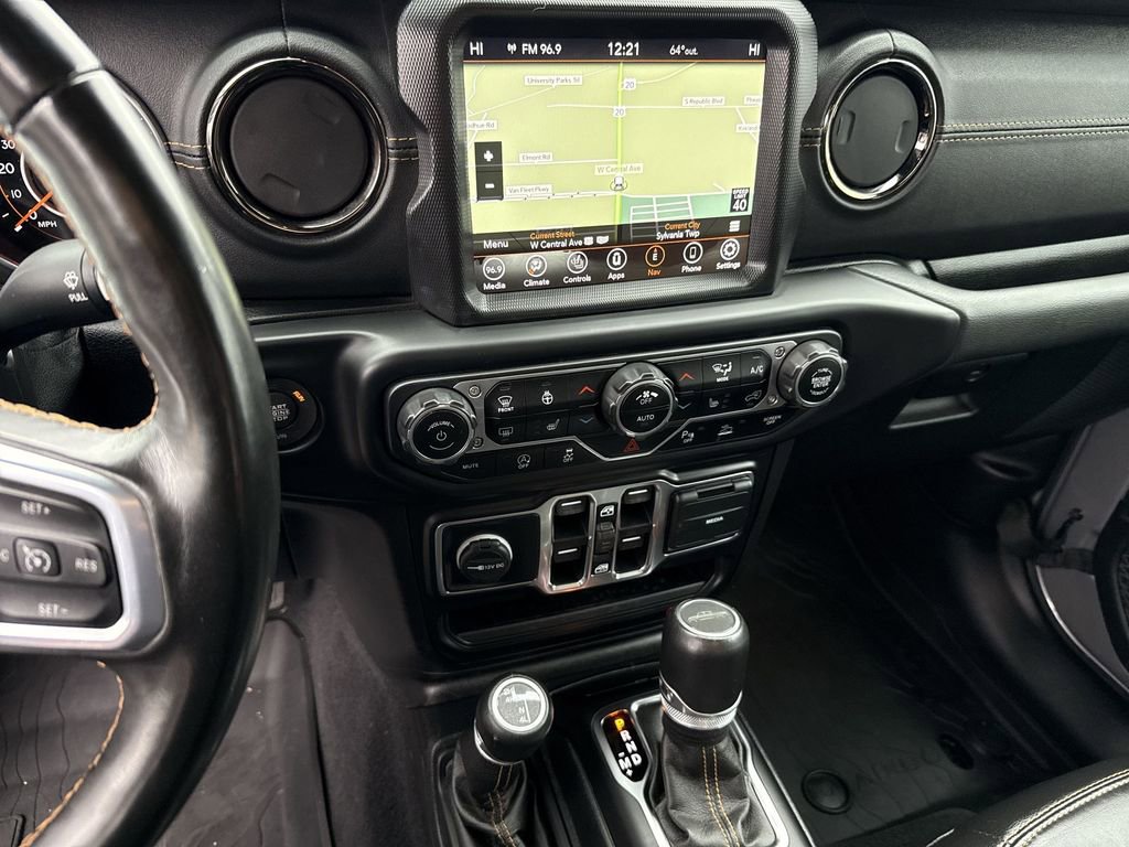 Used 2021 Jeep Gladiator Overland image 37