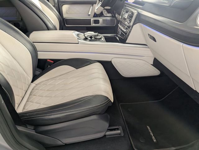 Used 2023 Mercedes-Benz G 550 image 32