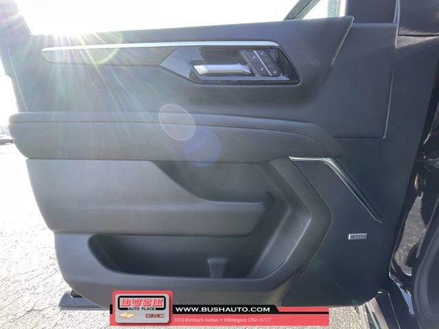 New 2026 Chevrolet Suburban High Country image 23