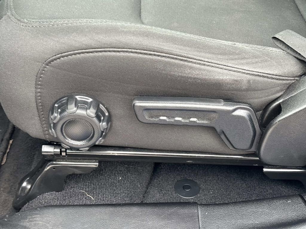 Used 2021 Jeep Wrangler Unlimited Sport image 11