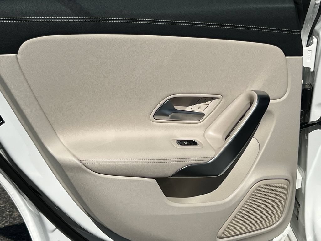 New 2025 Mercedes-Benz CLA 250 4MATIC image 37