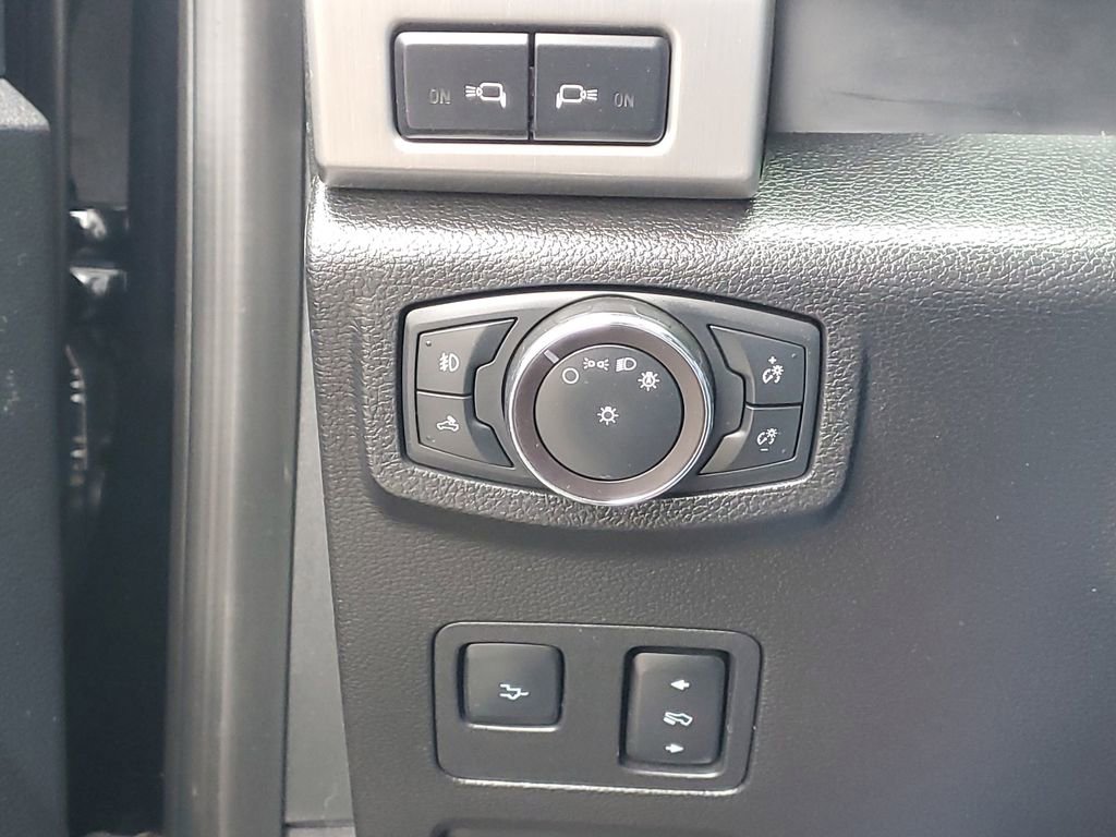 Used 2019 Ford F450 Platinum w/ Platinum Ultimate Package AWD/4WD image 20