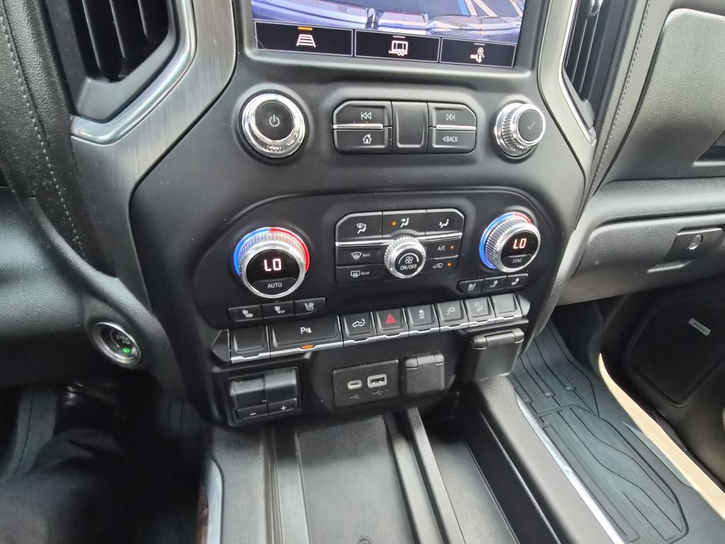 Used 2021 GMC Sierra 1500 Denali AWD/4WD image 16