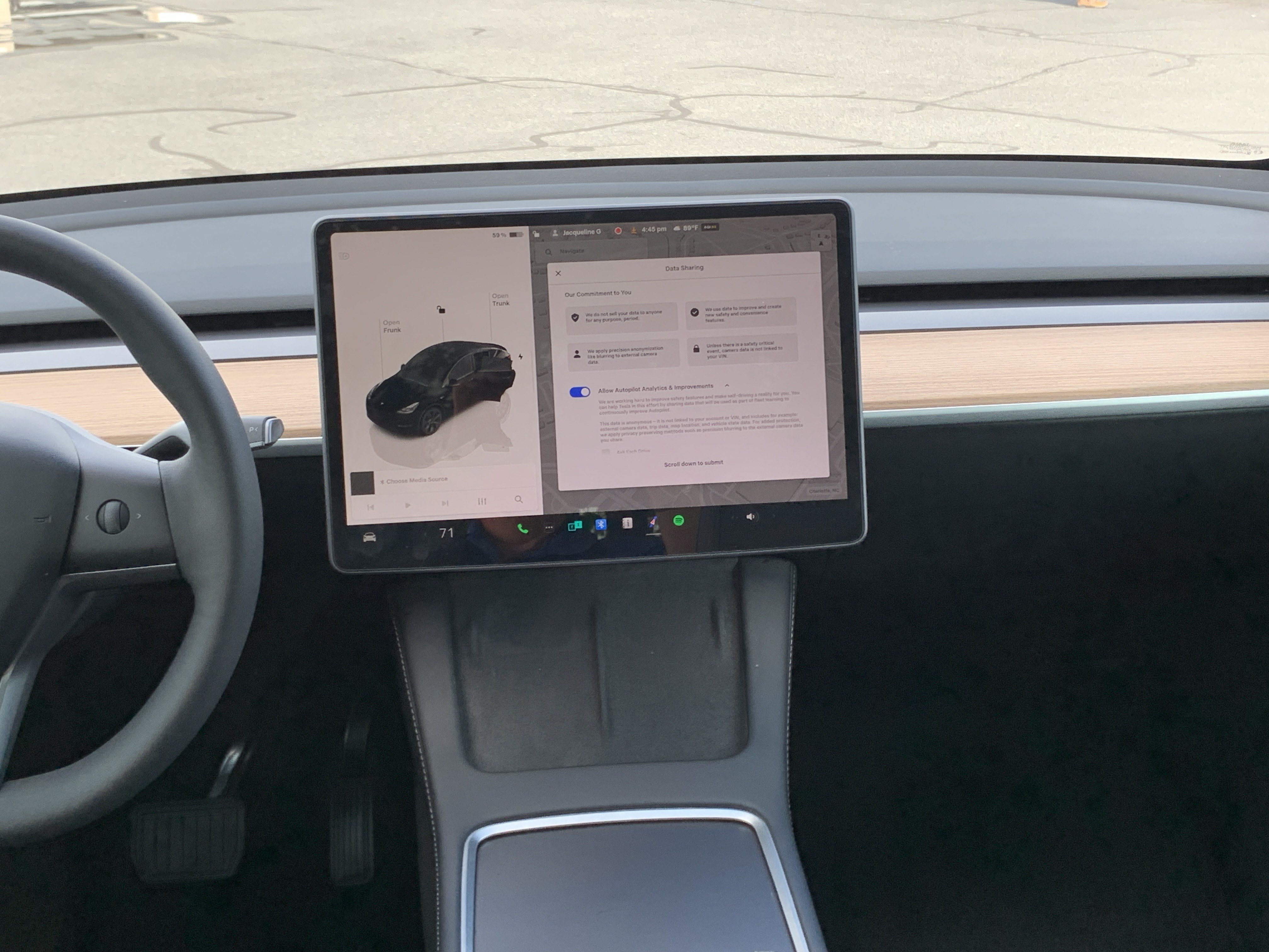 Used 2025 Tesla Model Y Long Range RWD image 31