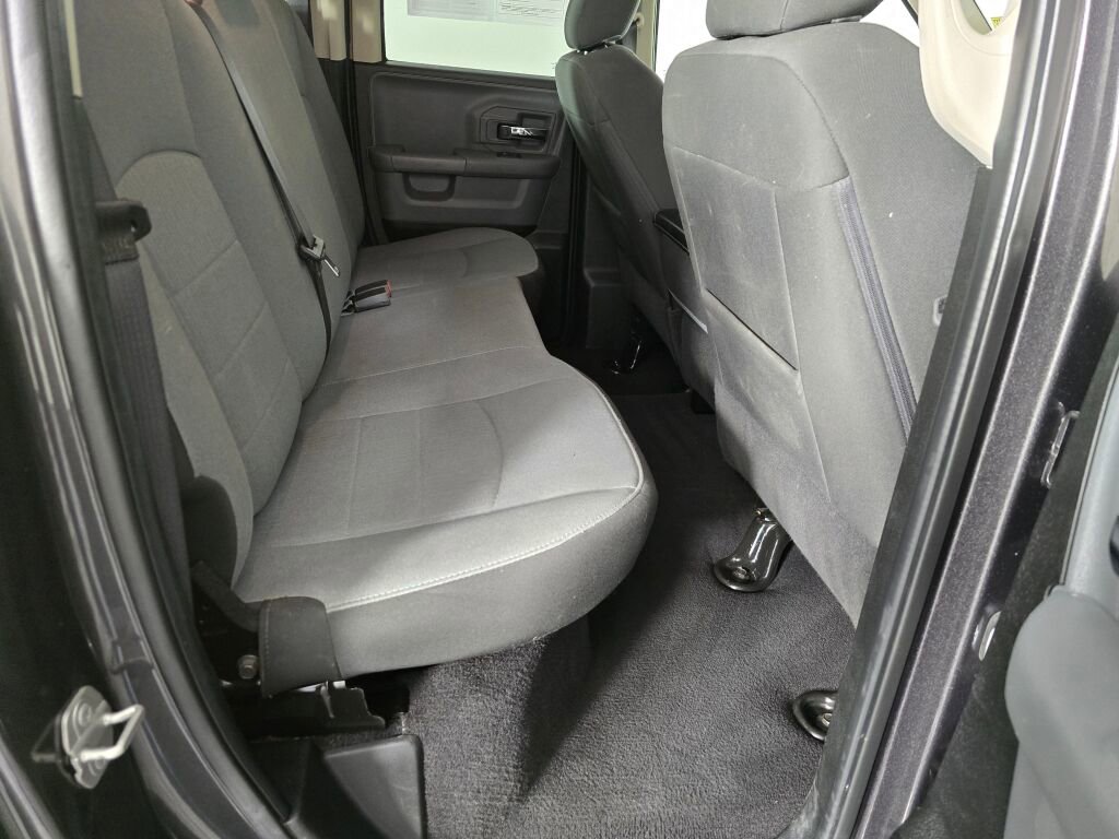 Used 2024 RAM 1500 Classic SLT image 34