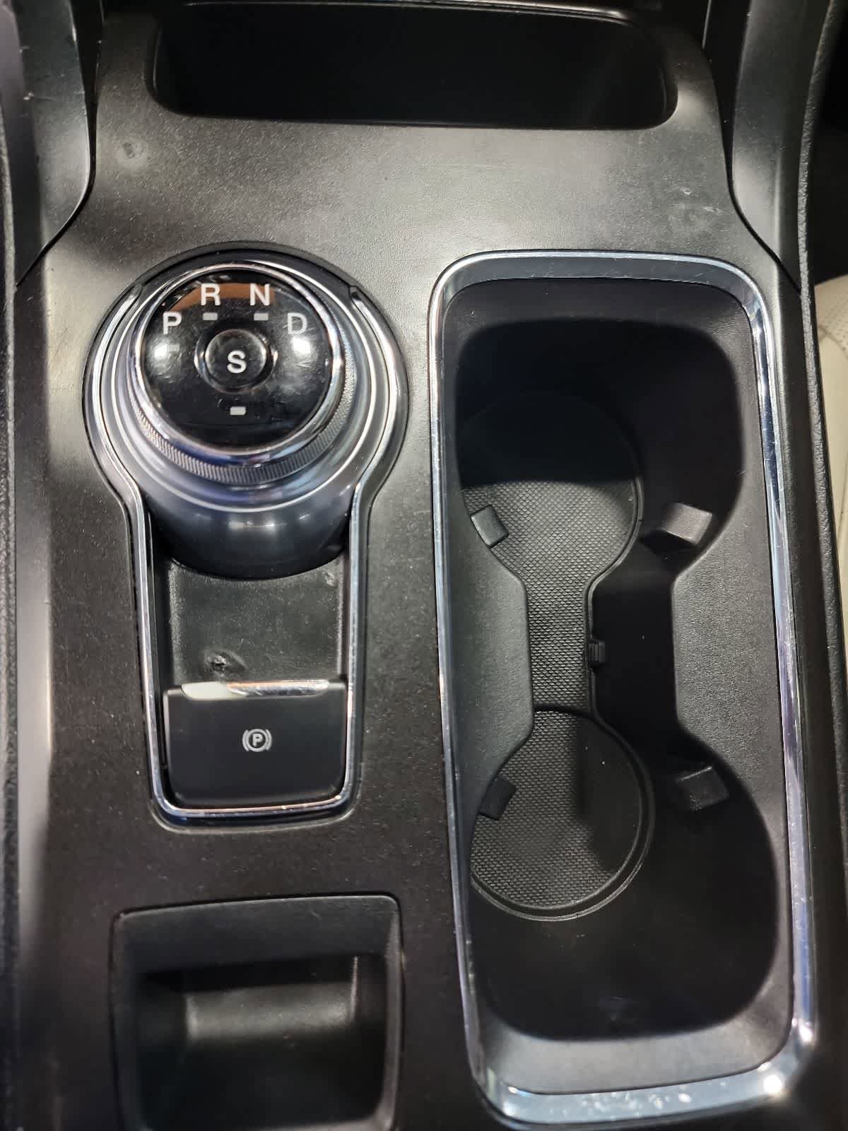Used 2018 Ford Fusion Titanium AWD/4WD image 16