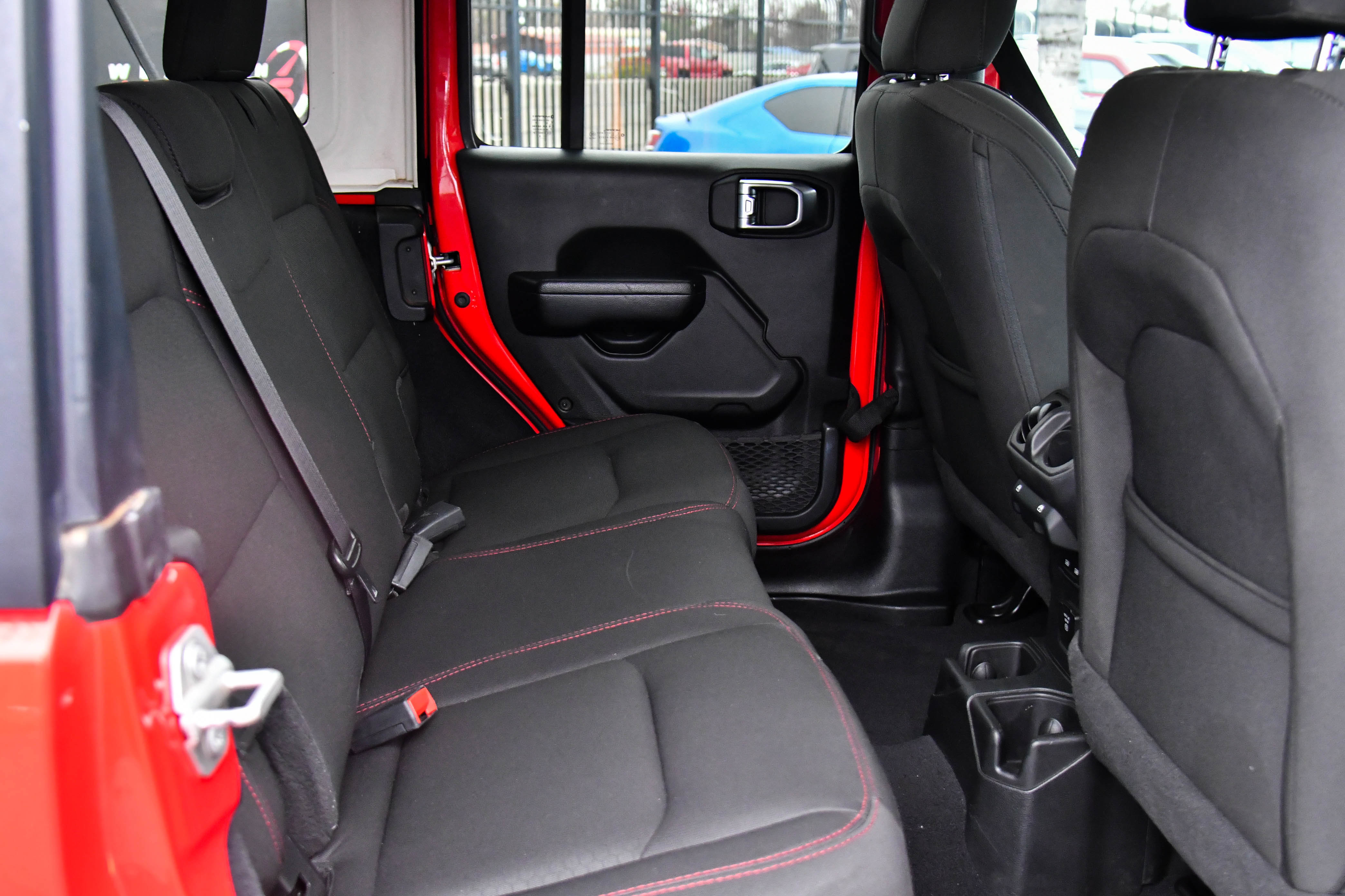 Used 2023 Jeep Wrangler Unlimited Rubicon image 41