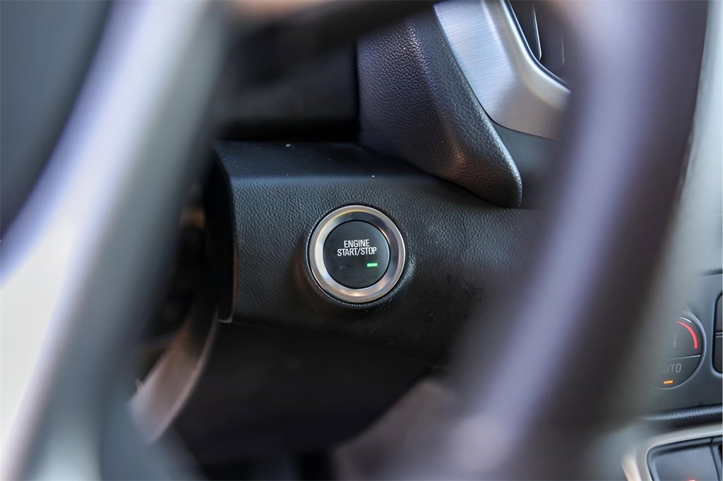 Used 2023 GMC Terrain SLE w/ Driver Convenience Package image 20