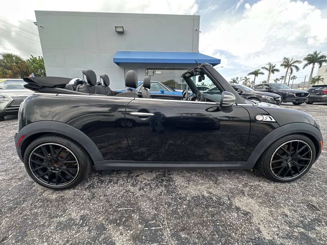 Used 2015 MINI Cooper S FWD image 7