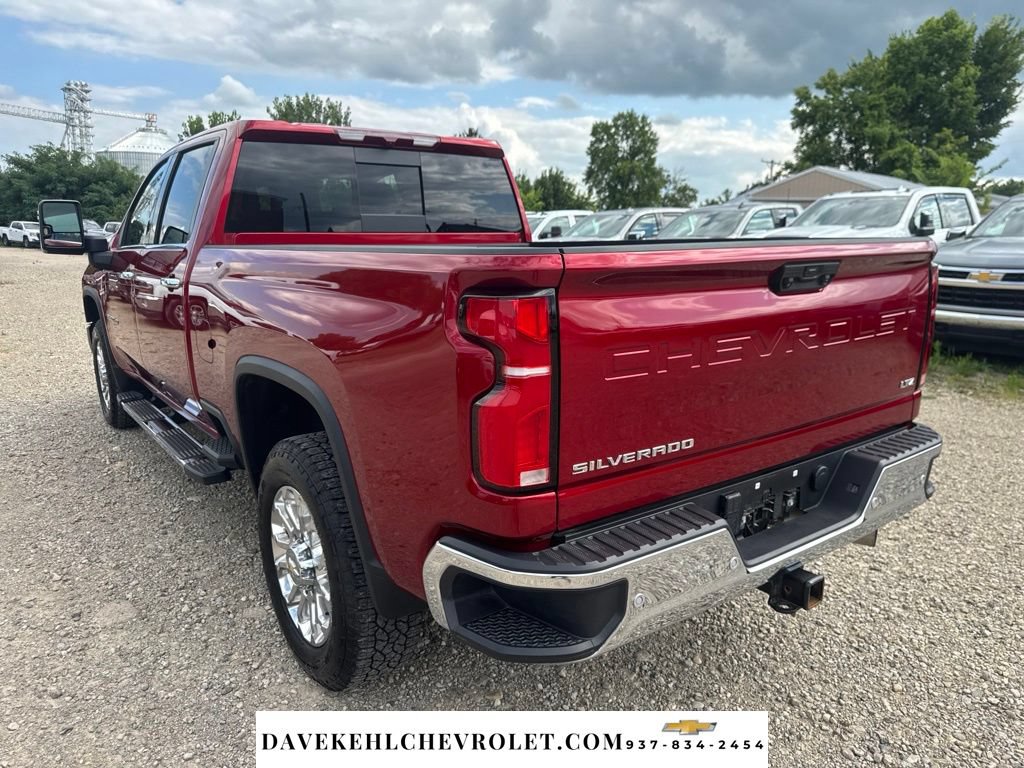 Used 2025 Chevrolet Silverado 2500 LTZ w/ LTZ Plus Package AWD/4WD image 3
